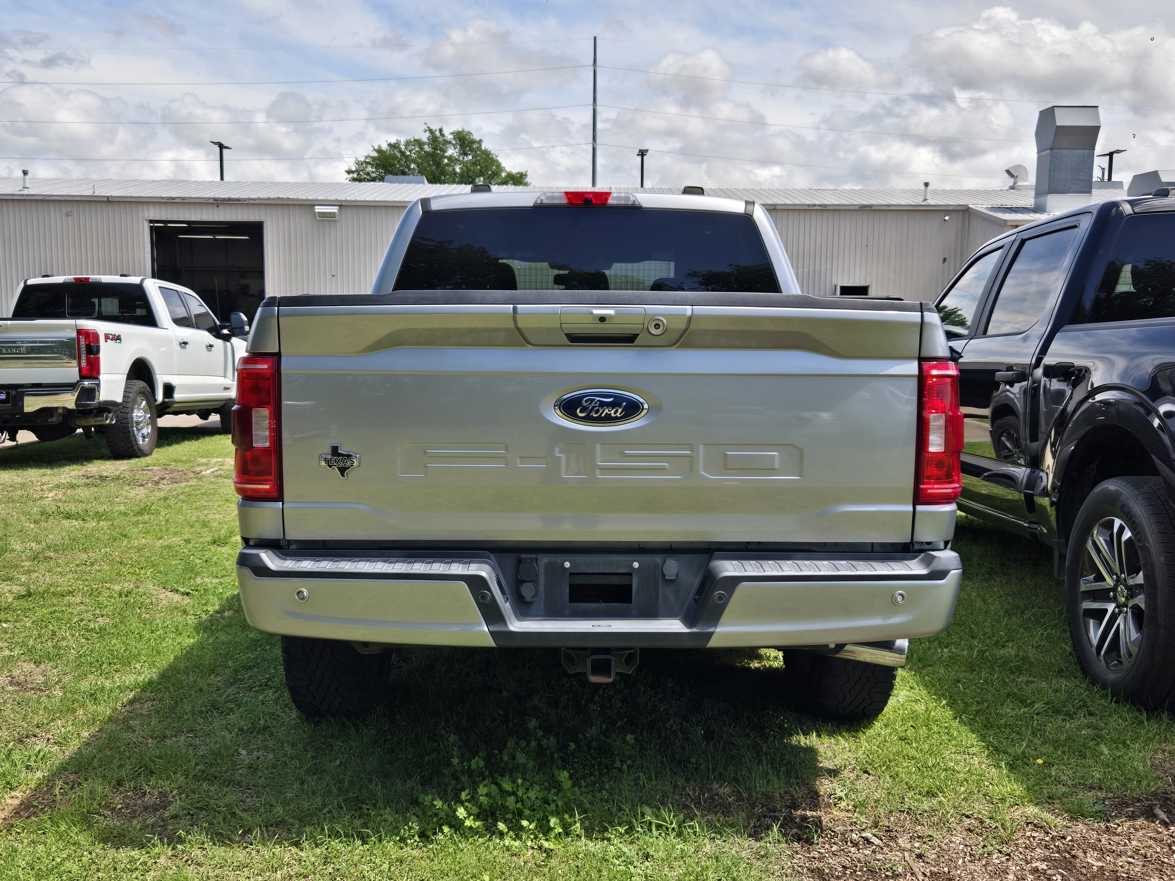 Certified 2022 Ford F150 XLT w/ Equipment Group 302A High image 3