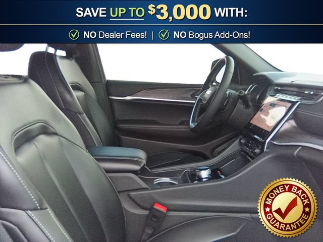 Used 2025 Jeep Grand Cherokee L Limited w/ Black Appearance Package RWD image 22