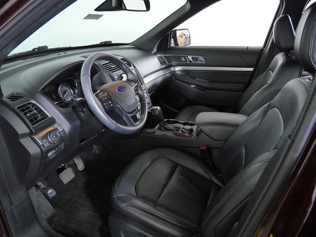 Certified 2018 Ford Explorer XLT w/ Equipment Group 202A AWD/4WD image 20