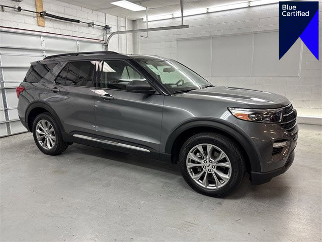 Certified 2022 Ford Explorer XLT w/ Equipment Group 202A