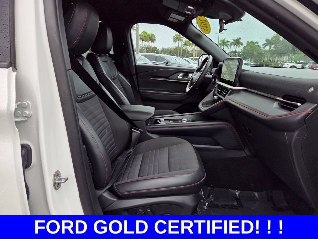 Certified 2025 Ford Explorer ST-Line AWD/4WD image 17
