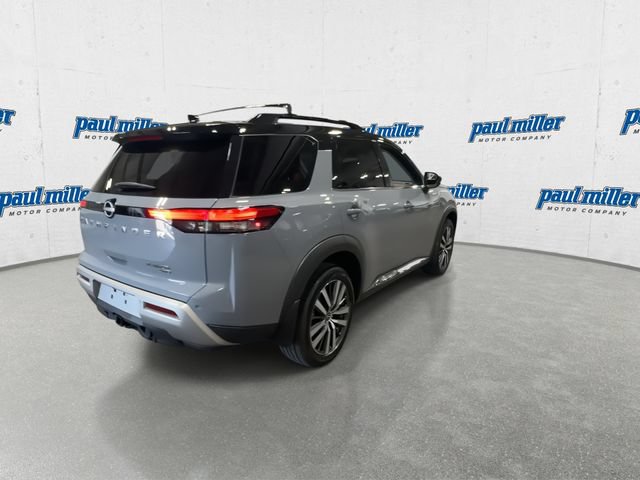 Used 2022 Nissan Pathfinder Platinum w/ Cargo Package AWD/4WD image 11
