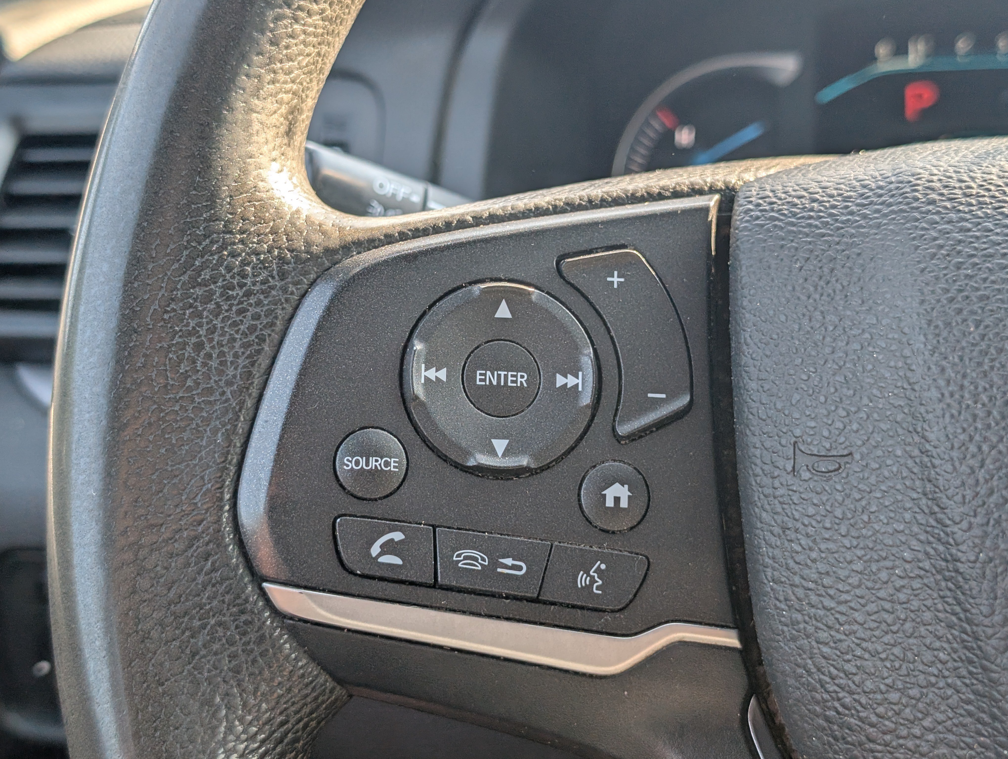 Used 2020 Honda Pilot LX image 23