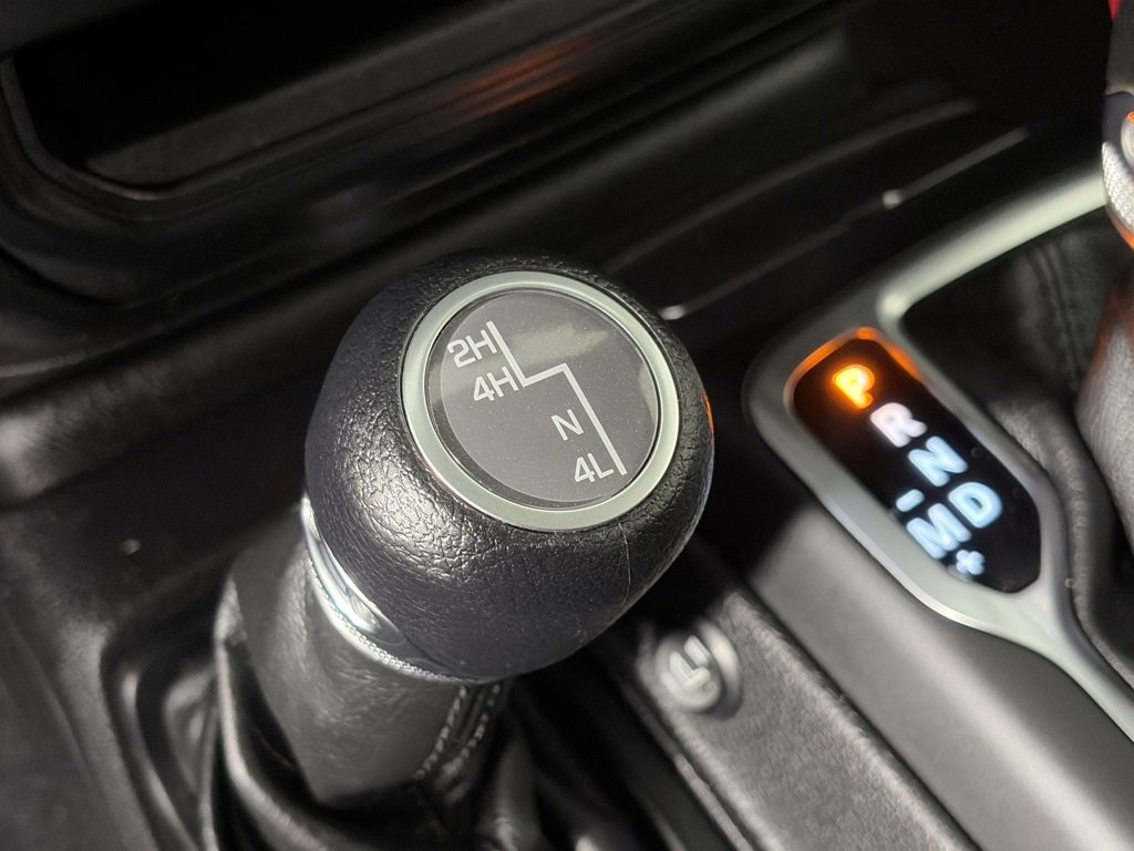 Used 2018 Jeep Wrangler Unlimited Sport S image 24