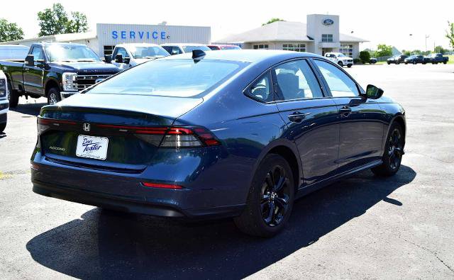 Used 2025 Honda Accord SE image 3