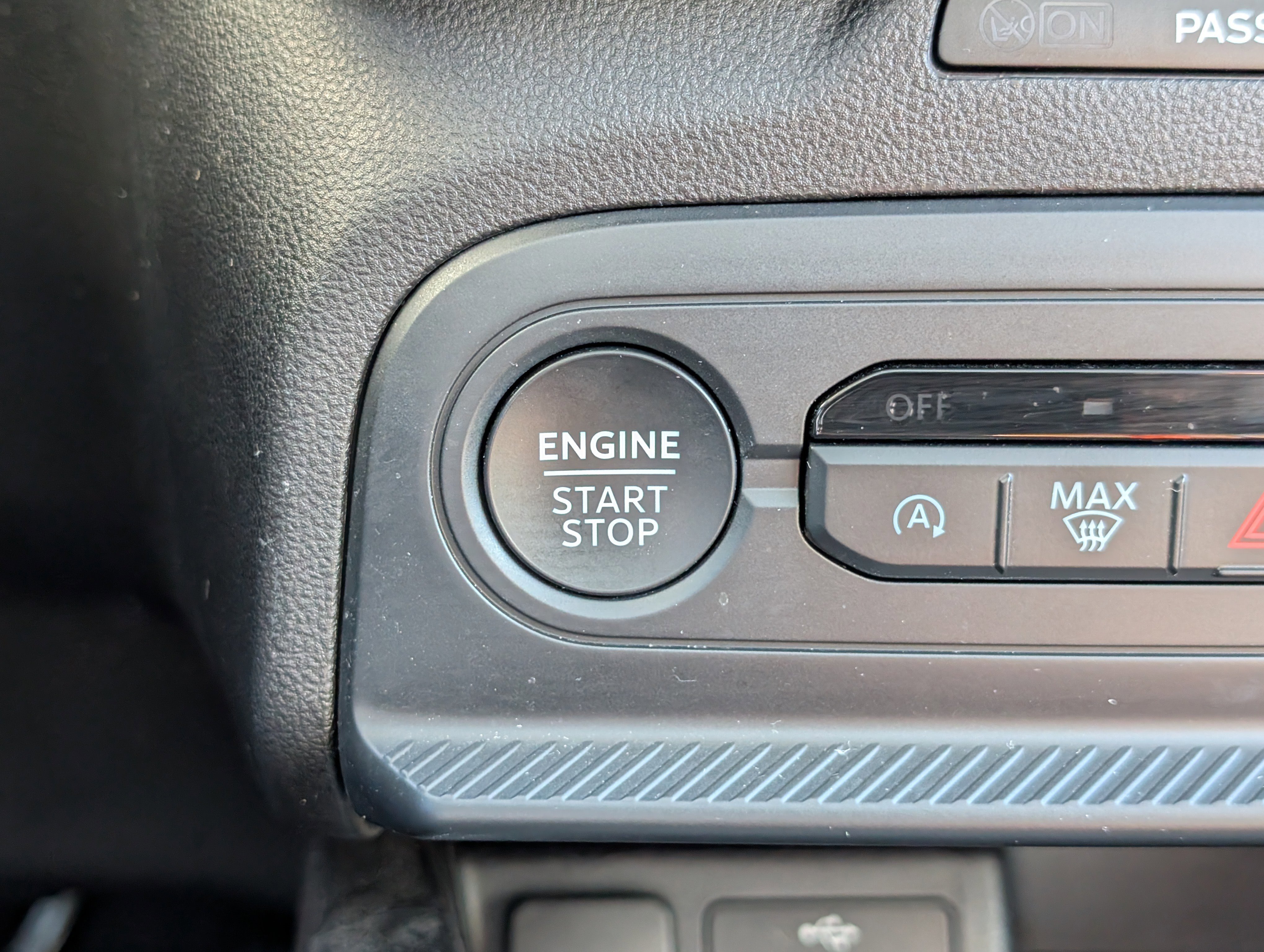 Certified 2025 Ford Bronco Sport Outer Banks w/ Outer Banks Tech Package+ AWD/4WD image 26