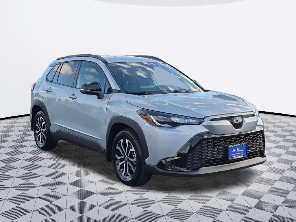 Used 2025 Toyota Corolla Cross AWD Hybrid image 8
