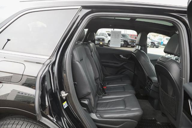 Used 2017 Audi Q7 3.0T Premium image 36