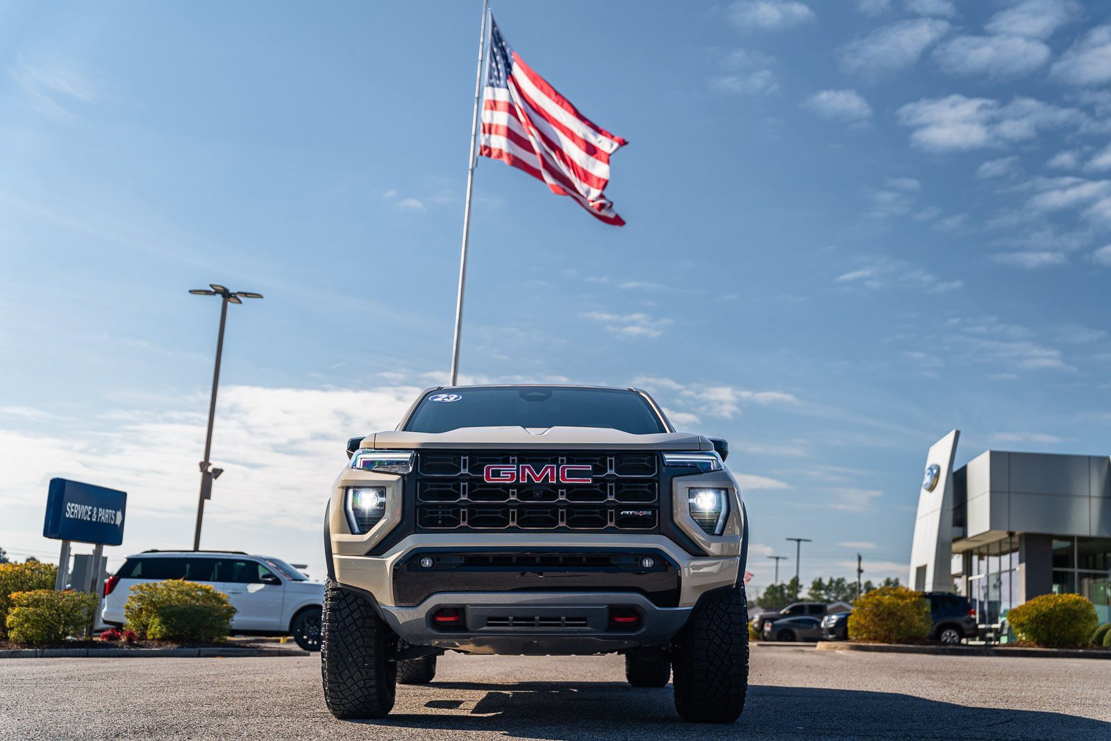 Used 2023 GMC Canyon AT4X image 8