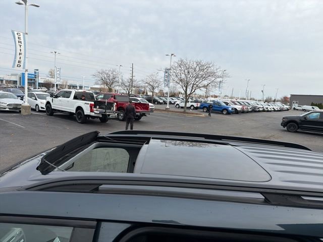 Certified 2023 Ford Explorer XLT w/ Equipment Group 202A image 21