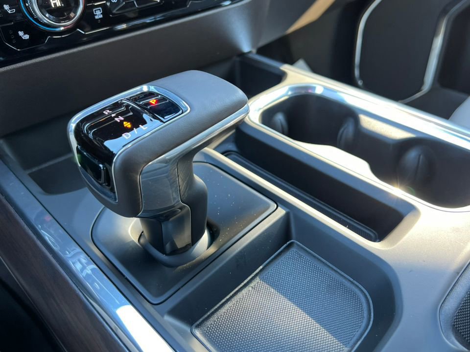 Used 2024 GMC Sierra 1500 SLT w/ SLT Premium Plus Package image 36