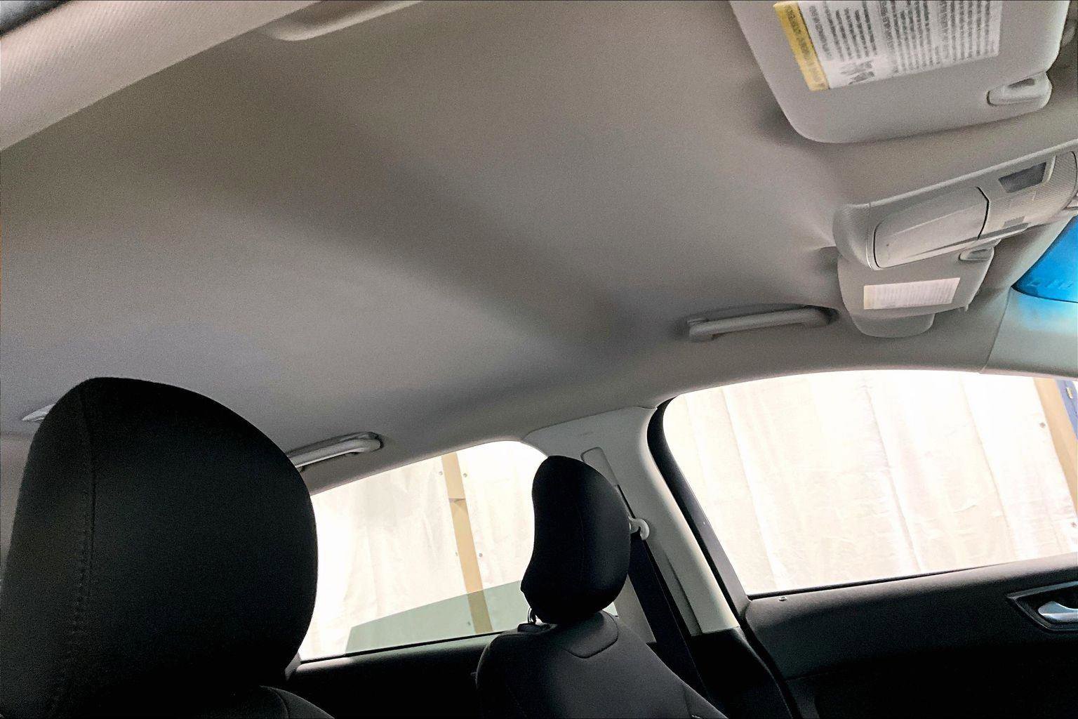 Certified 2018 Ford Edge SE image 21