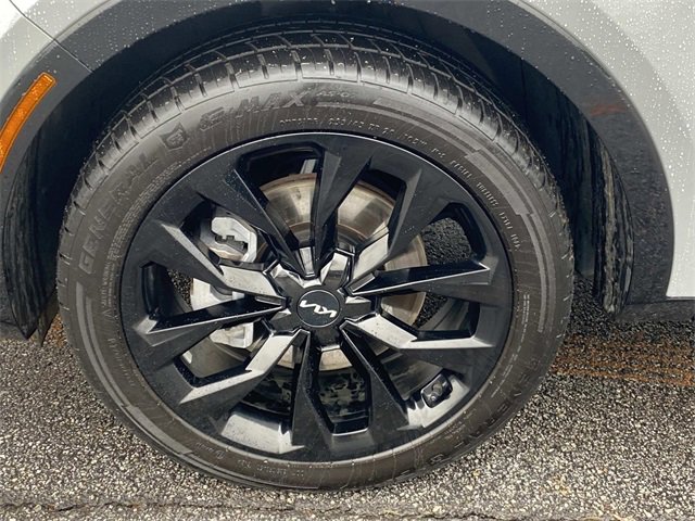Used 2023 Kia Sorento SX image 12