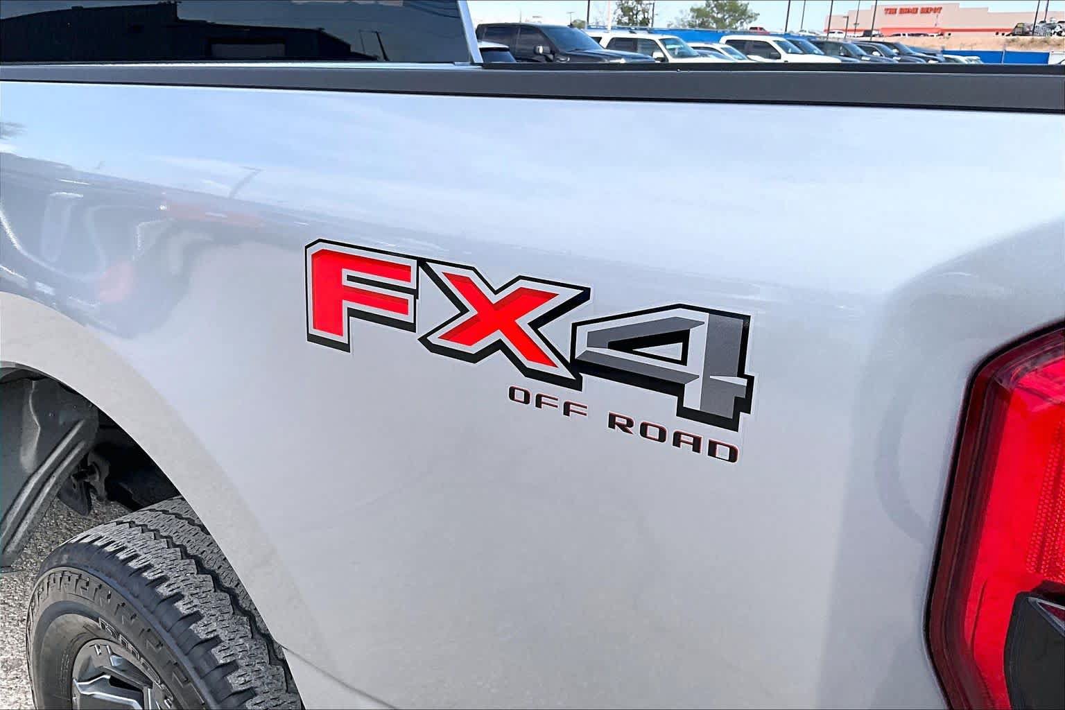 Certified 2024 Ford F250 XLT w/ XLT Premium Package AWD/4WD image 29