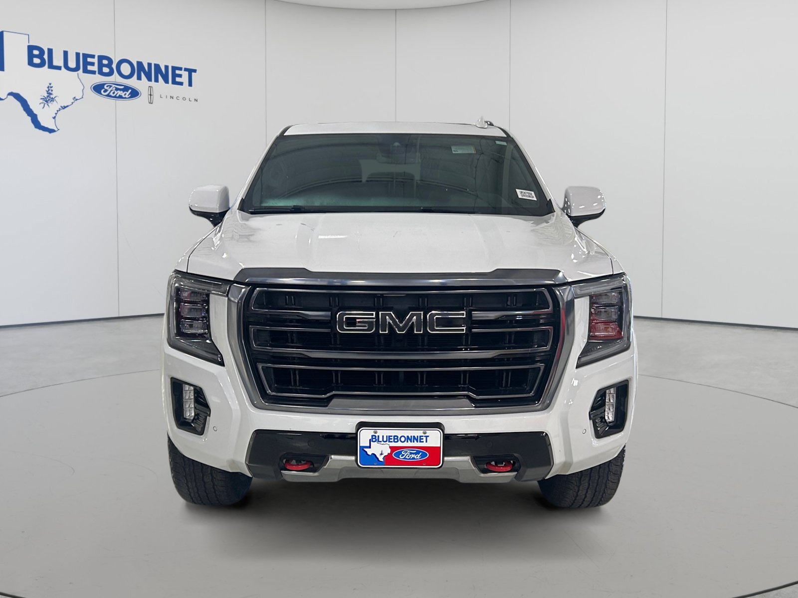 Used 2024 GMC Yukon AT4 w/ Max Trailering Package AWD/4WD image 2