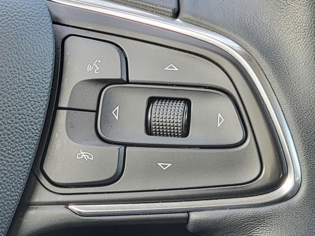 Used 2023 Buick Envision Essence image 34