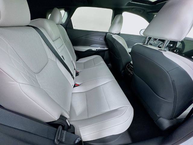 Used 2023 Lexus RX 350 Premium w/ Accessory Package AWD/4WD image 27