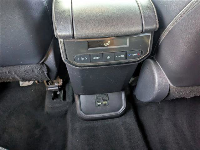 Used 2021 Toyota Highlander XSE AWD/4WD image 17