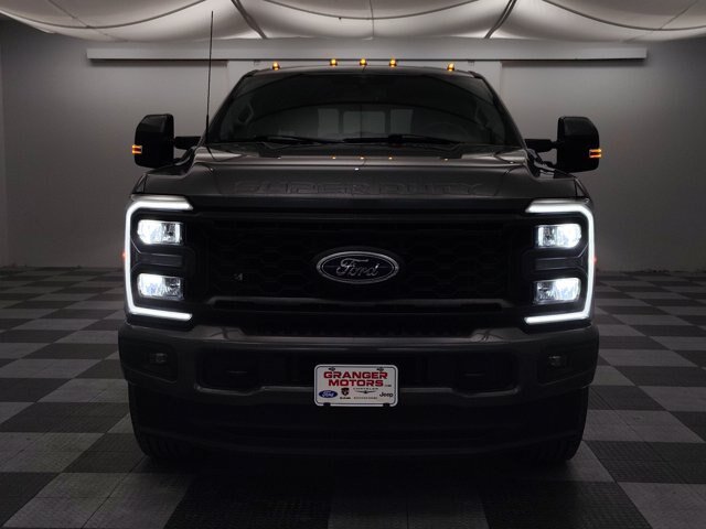 Certified 2023 Ford F250 Lariat w/ Sport Appearance Package AWD/4WD image 6