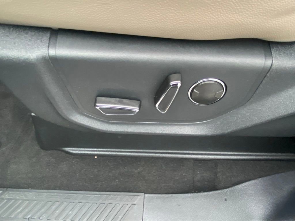 Certified 2024 Ford Expedition Limited AWD/4WD image 10