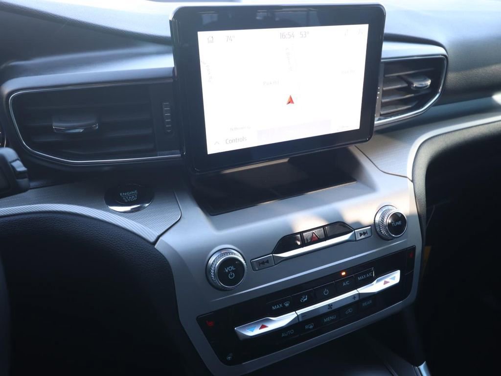 Certified 2023 Ford Explorer XLT w/ Equipment Group 202A image 20