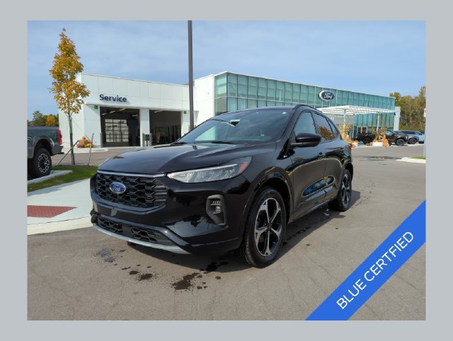 Certified 2024 Ford Escape ST-Line Select w/ Tech Pack #2 AWD/4WD image 1