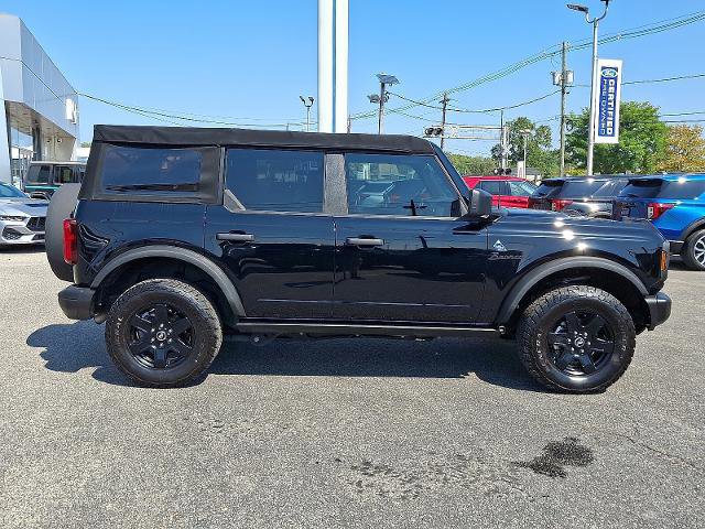 Certified 2022 Ford Bronco Black Diamond image 6