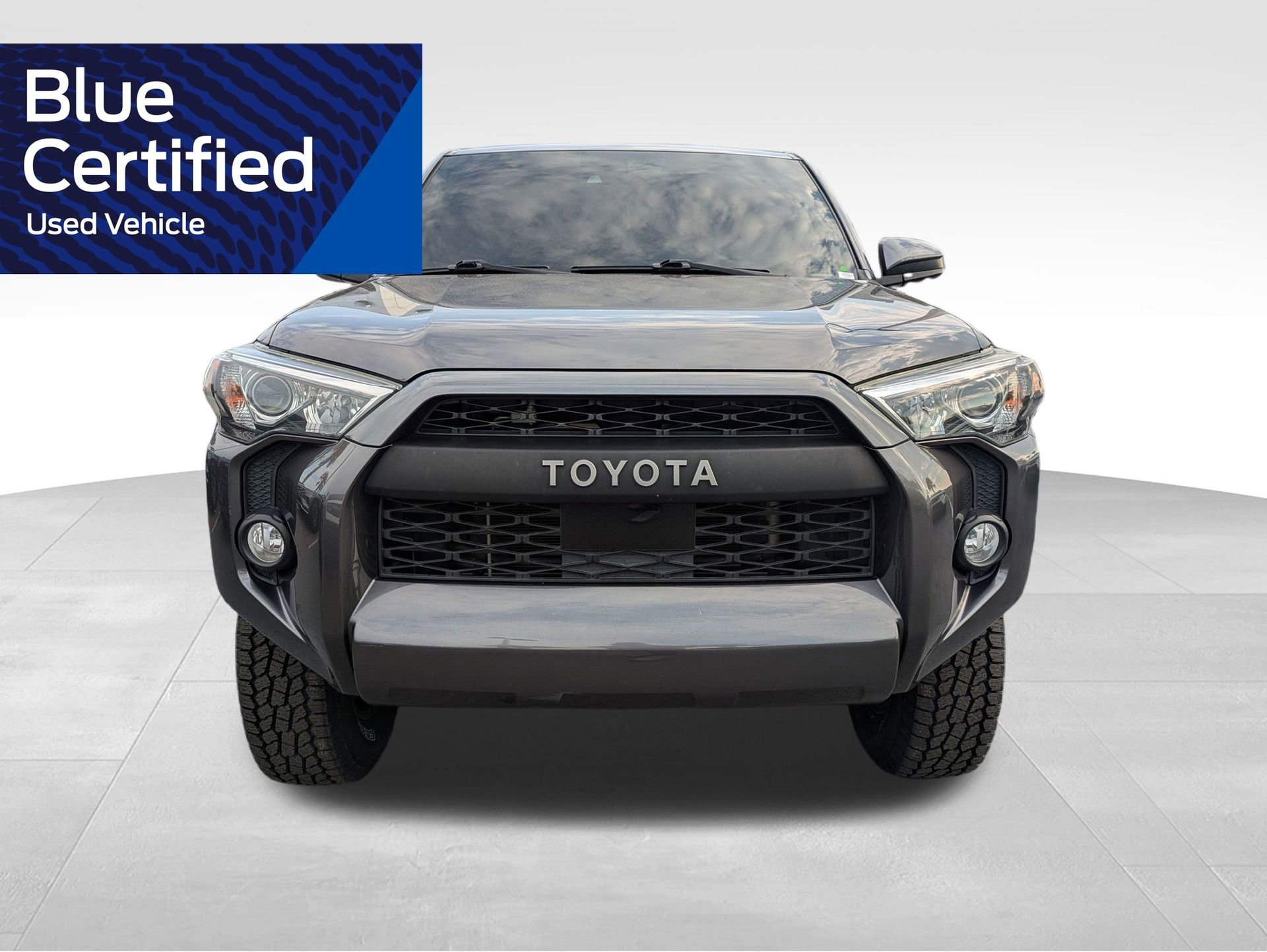 Used 2020 Toyota 4Runner SR5 AWD/4WD image 11