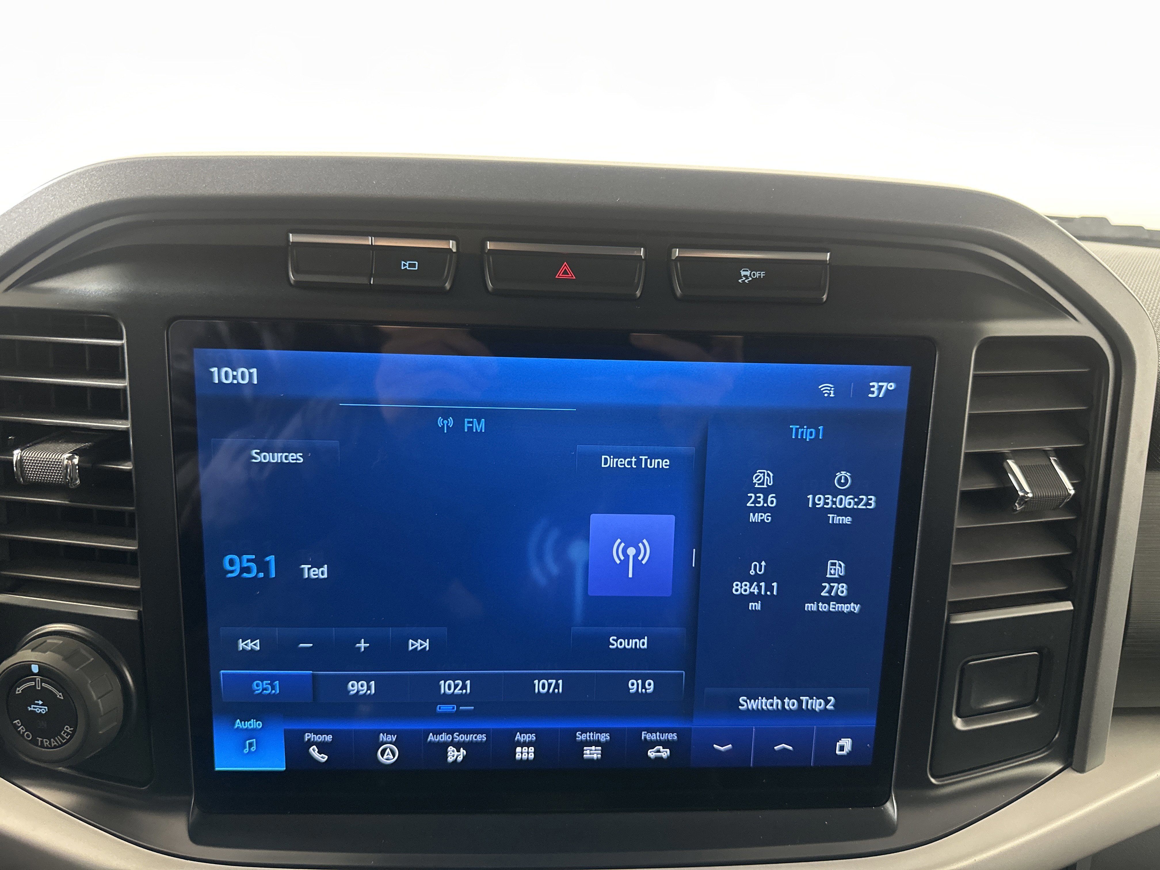 Certified 2022 Ford F150 XLT w/ Equipment Group 302A High image 14