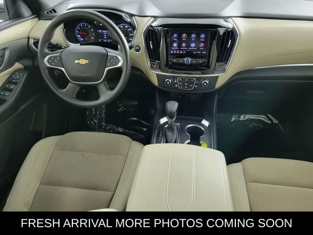 Used 2022 Chevrolet Traverse LS image 35
