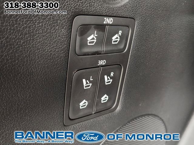 Used 2023 Hyundai Palisade Limited w/ Cargo Package image 11