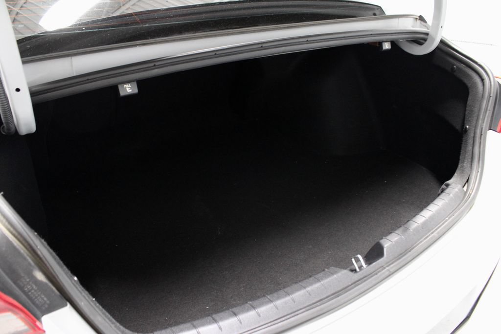 Used 2022 Kia K5 GT-Line FWD image 15