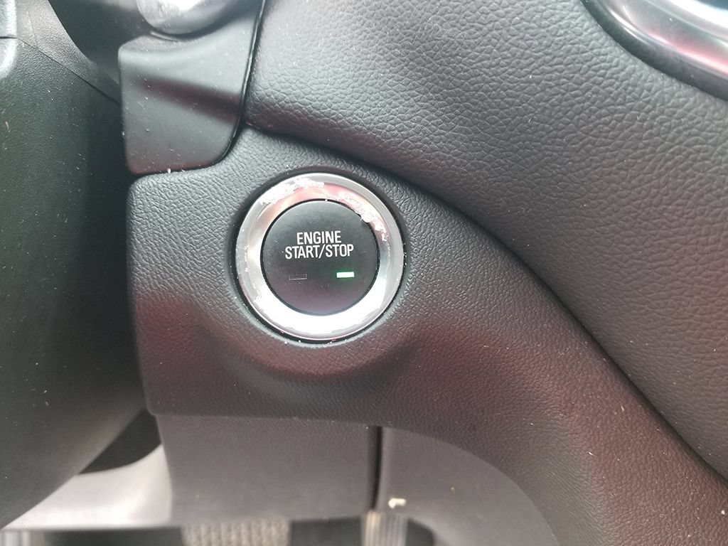 Used 2024 Chevrolet Equinox LT FWD image 21