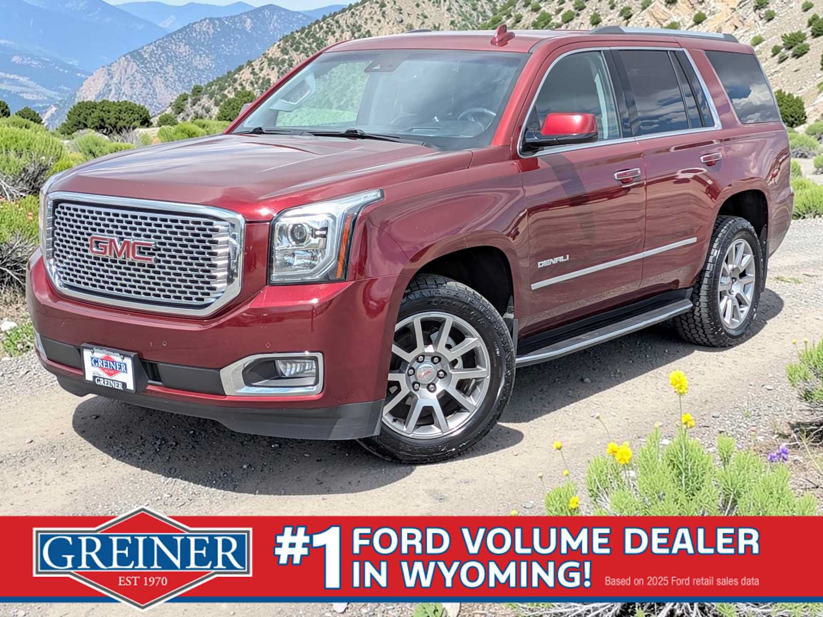 Used 2017 GMC Yukon Denali AWD/4WD image 1