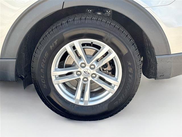 Certified 2022 Ford Explorer XLT w/ Class IV Trailer Tow Package RWD image 32