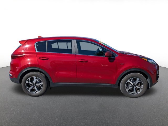 Used 2022 Kia Sportage LX AWD/4WD image 2