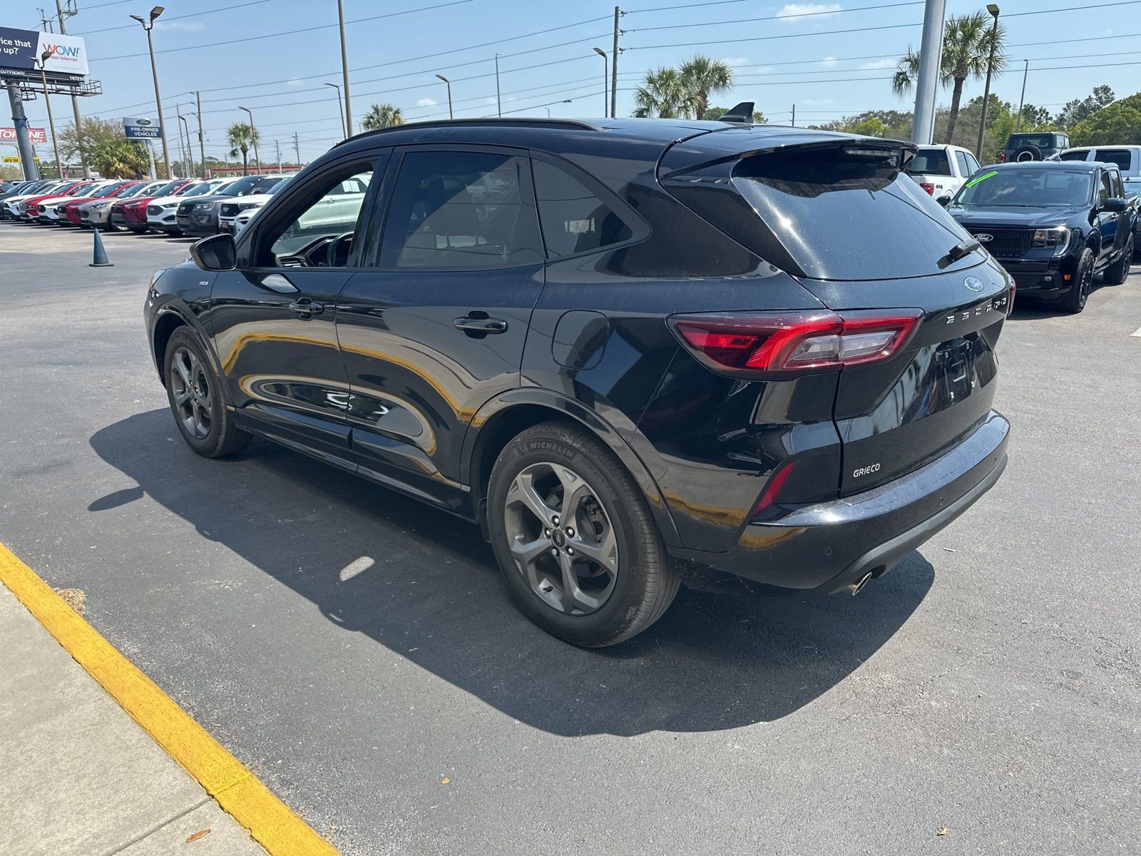 Certified 2024 Ford Escape ST-Line w/ Tech Pack #1 image 6