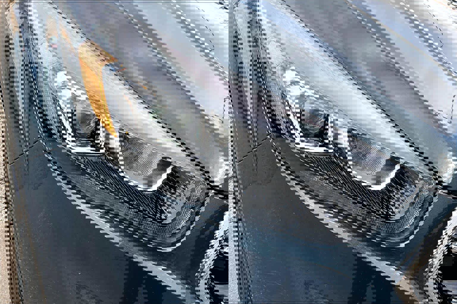 Certified 2019 Ford Escape SE image 28