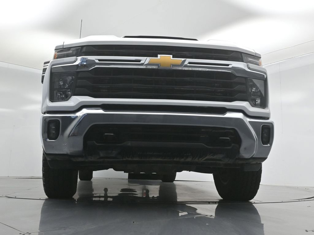 Used 2024 Chevrolet Silverado 2500 LT image 42