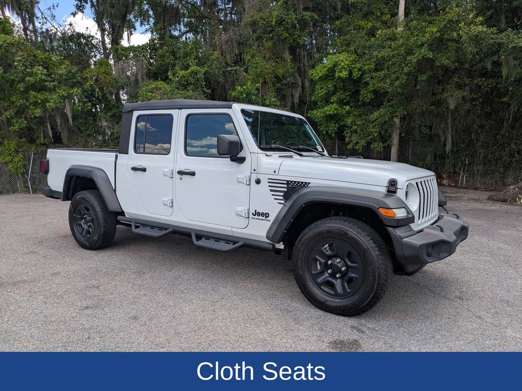 Used 2022 Jeep Gladiator Sport AWD/4WD image 2