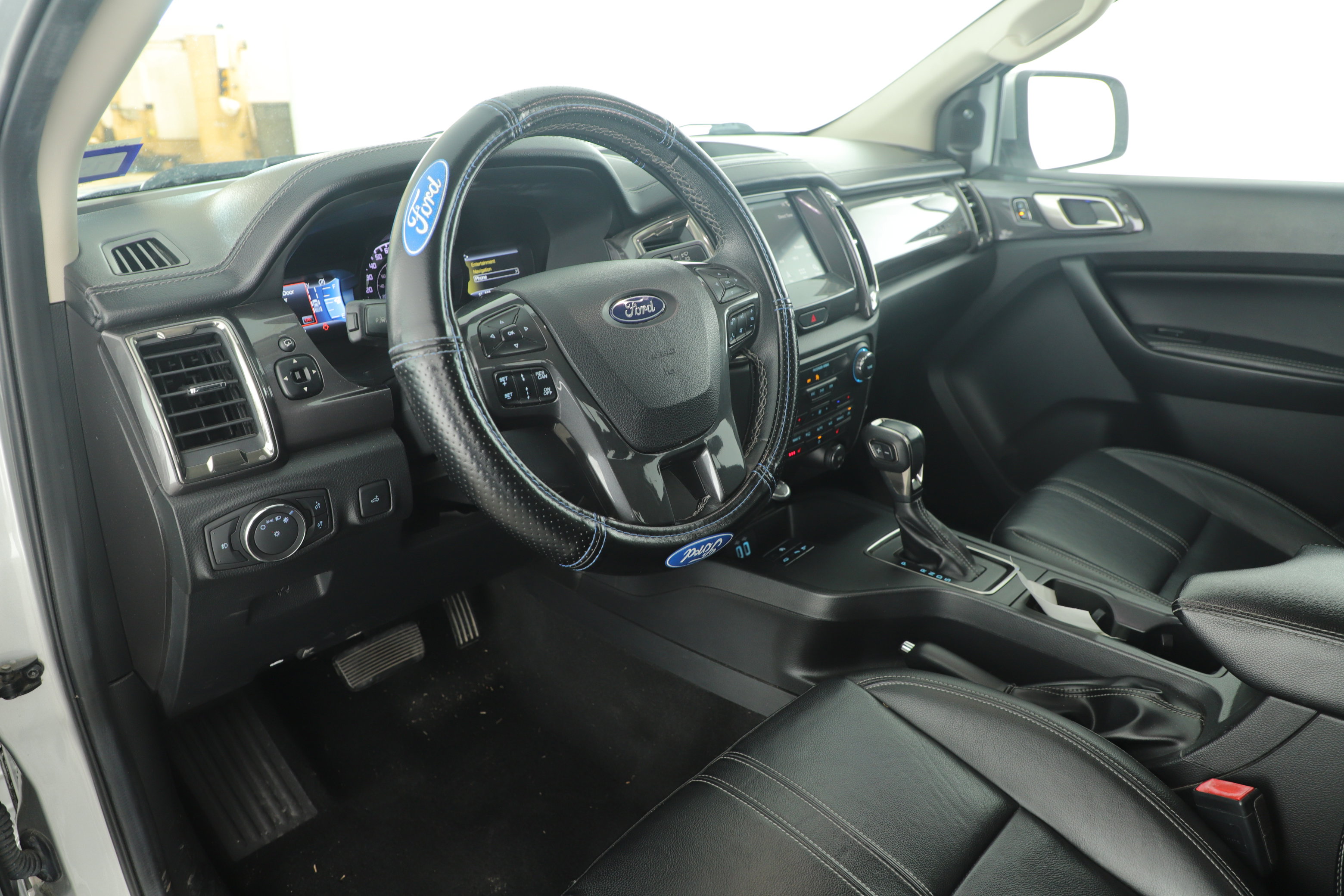 Certified 2019 Ford Ranger Lariat w/ Equipment Group 501A Mid image 4