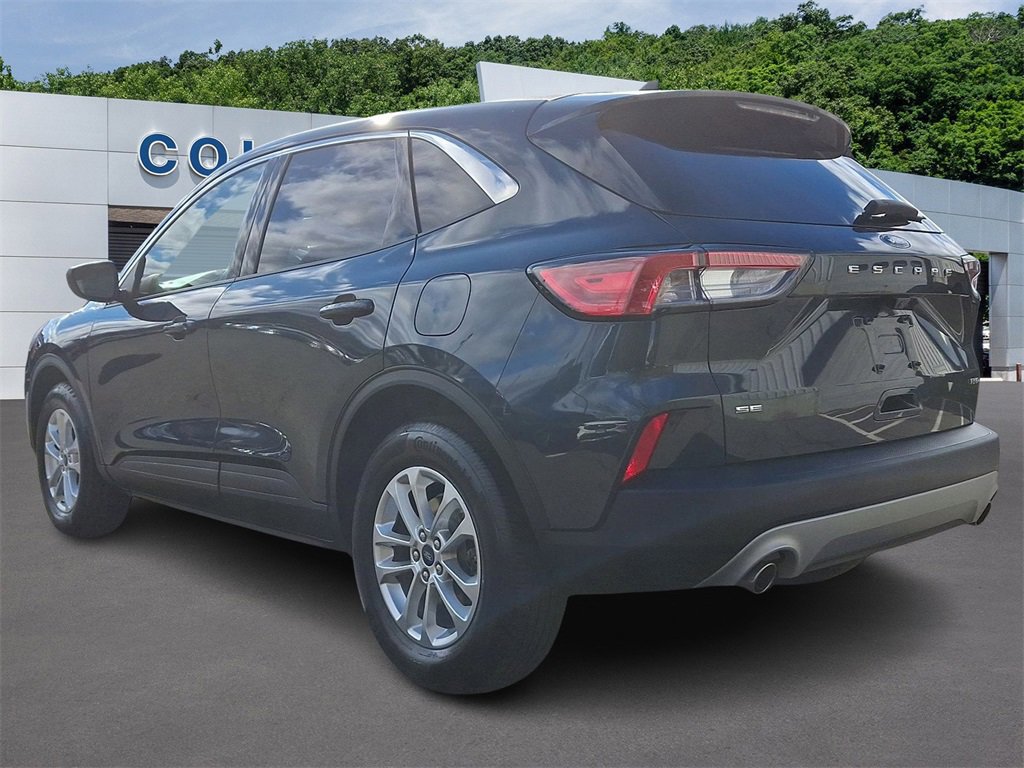 Certified 2022 Ford Escape SE w/ Convenience Package image 2