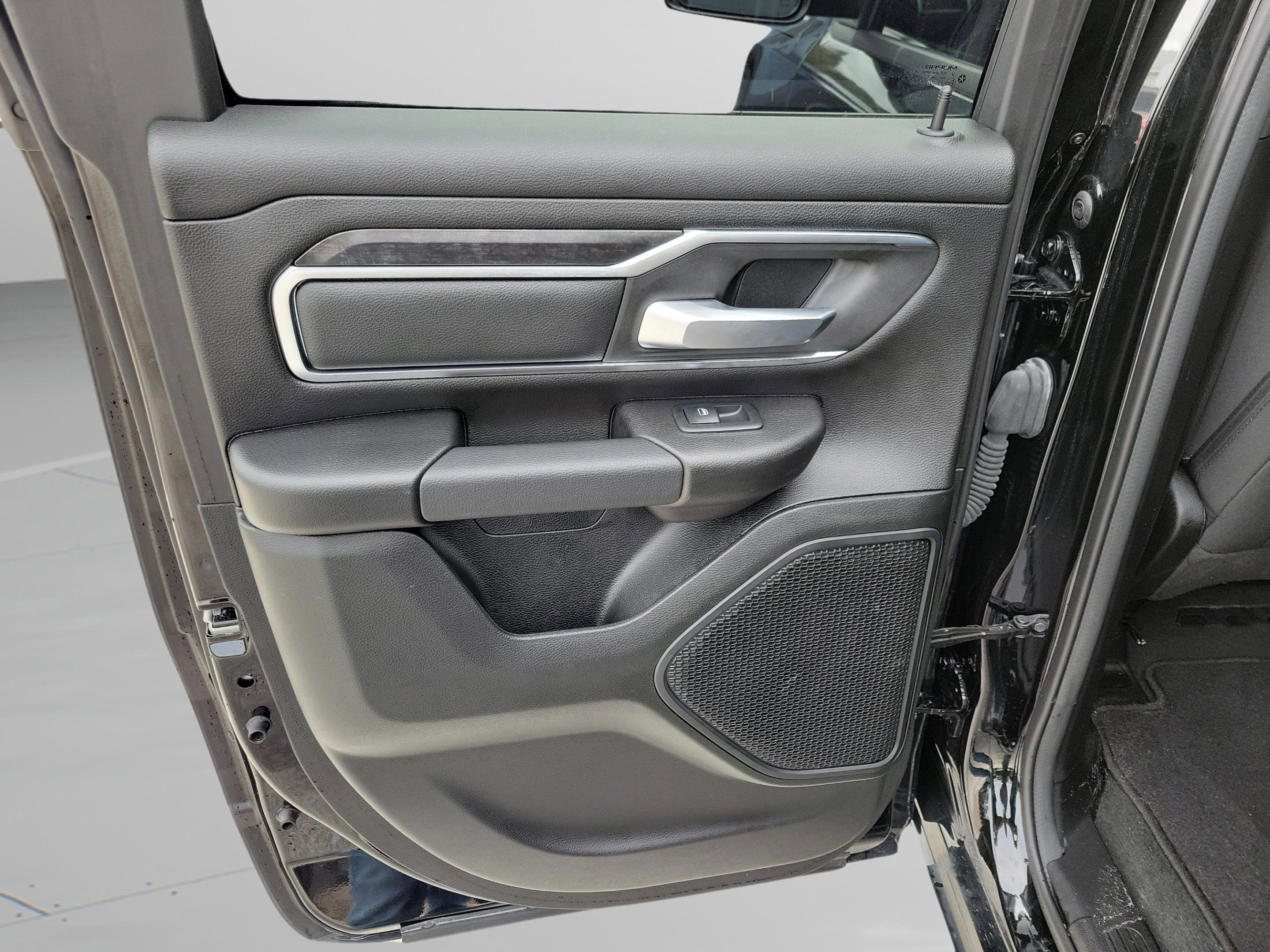 Used 2024 RAM 1500 Big Horn image 30