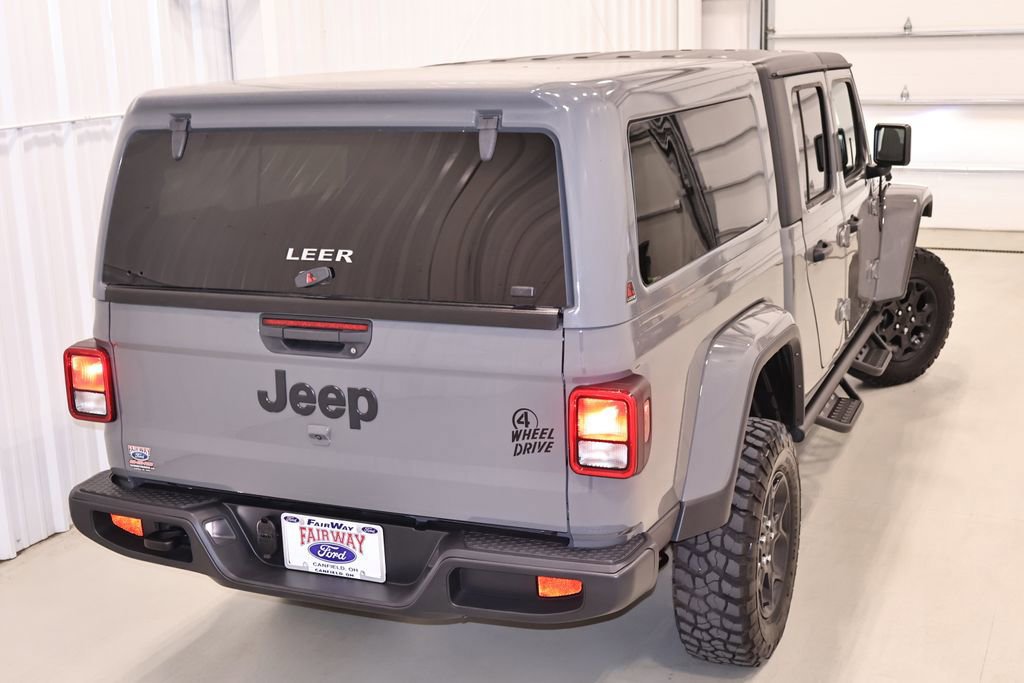 Used 2023 Jeep Gladiator Willys image 3
