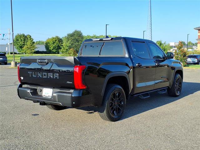 Used 2023 Toyota Tundra SR5 w/ SR5 Convenience Package RWD image 2