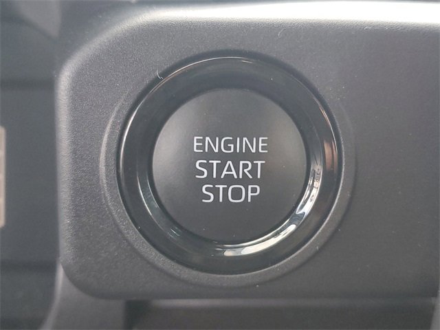 Used 2025 Toyota Tacoma SR5 image 27