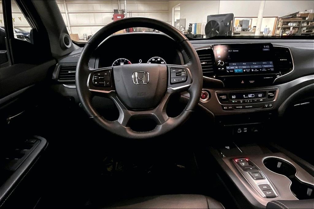 Used 2025 Honda Ridgeline RTL image 5
