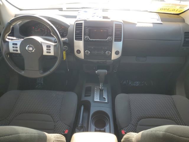 Used 2017 Nissan Frontier SV image 8