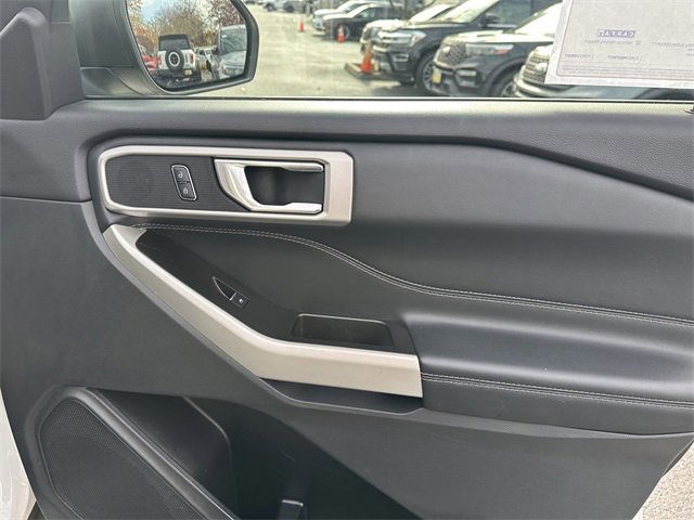 Certified 2022 Ford Explorer XLT image 35