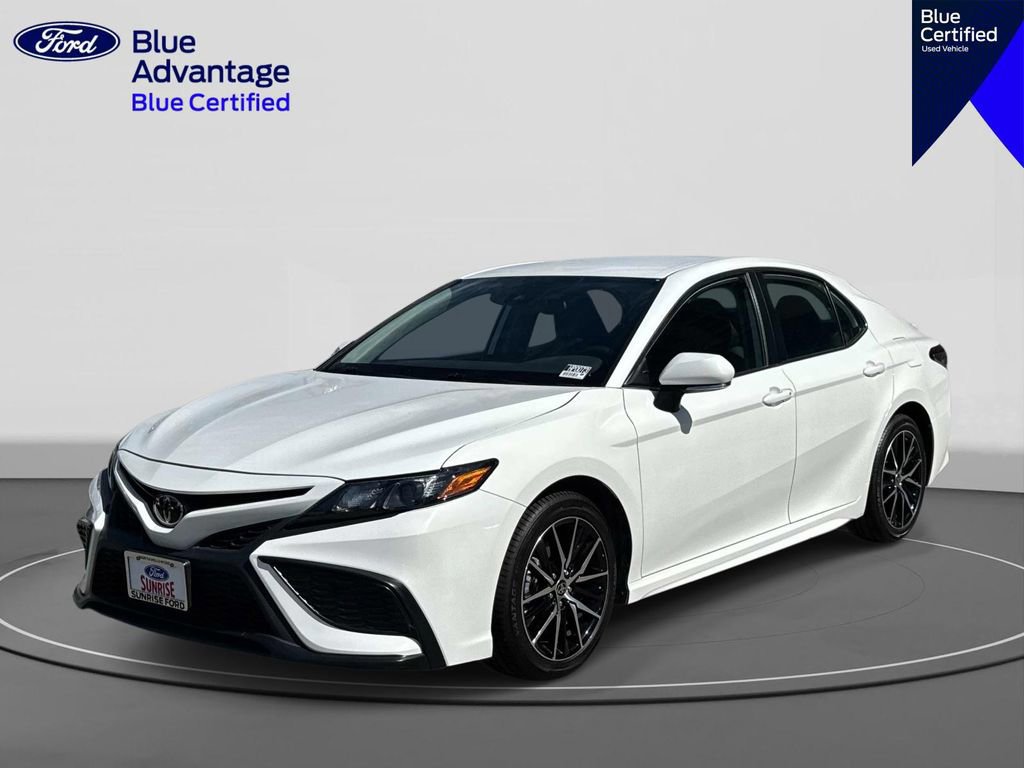 Used 2024 Toyota Camry SE